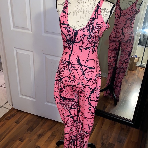 Jumpsuit - Picture 4 of 4